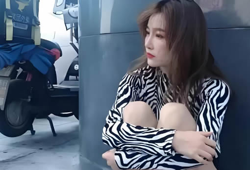 无论是男人还是女人,为了爱,千万不能下跪